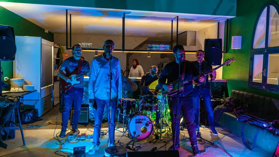 230516_Somewhere_Places_LAB_img_072