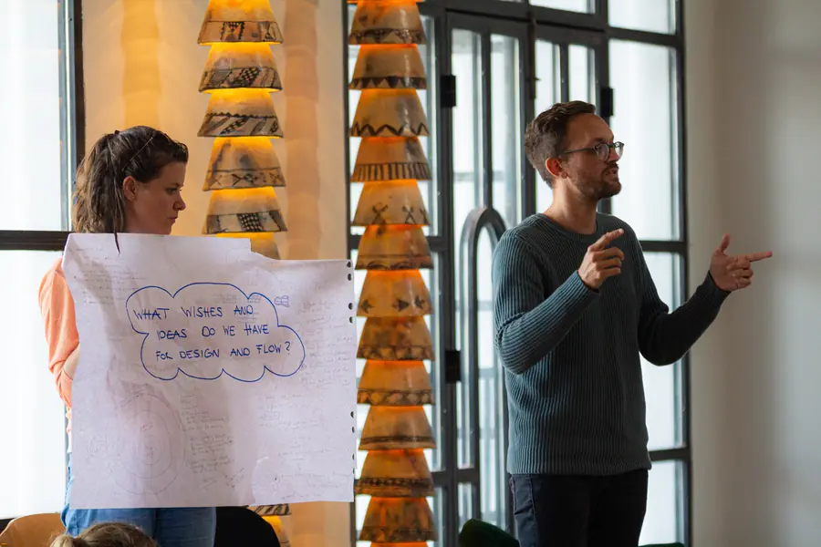 230516_Somewhere_Places_LAB_img_058tbp